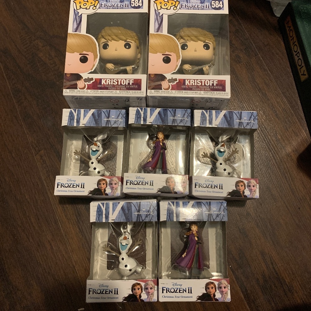 Frozen pop figure and ornaments